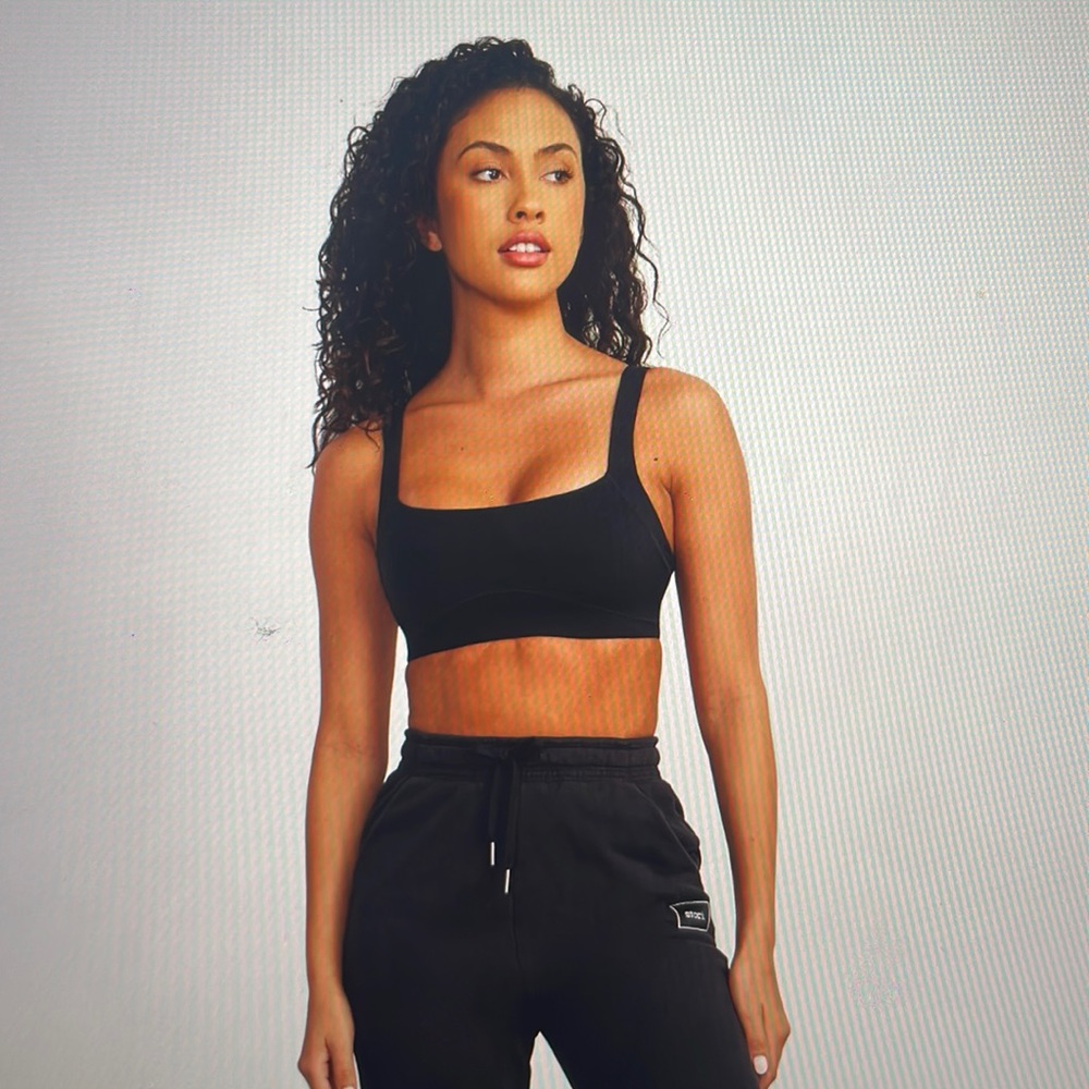 NWT onyx wonder mid support bra